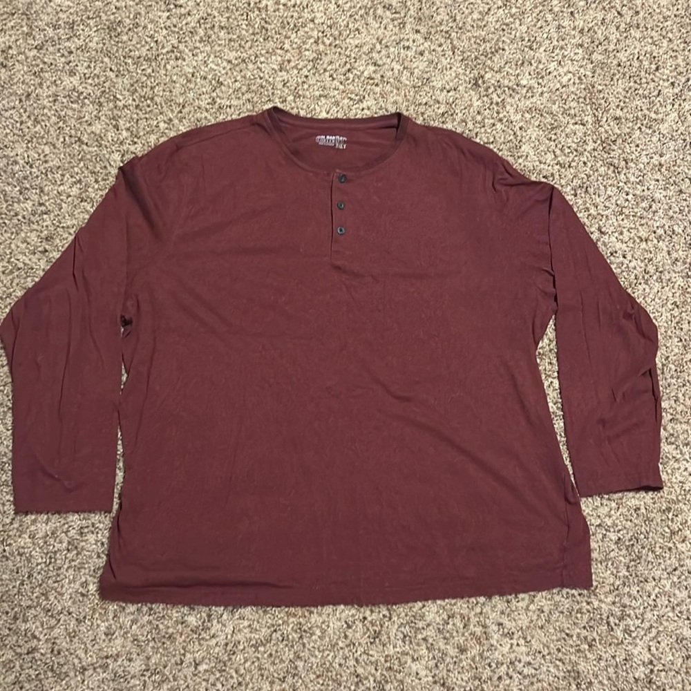 Men’s long sleeved shirt